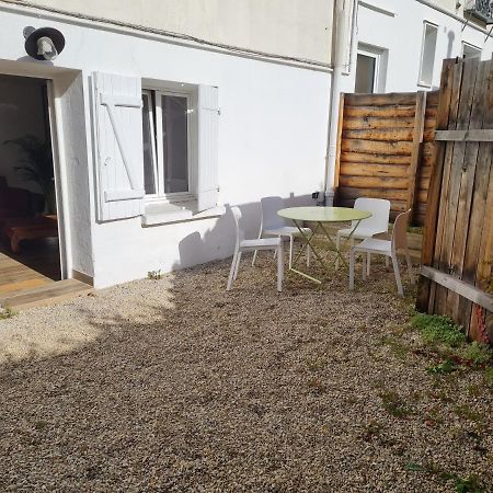 Appartement Calme Et Pratique. Тур Экстерьер фото